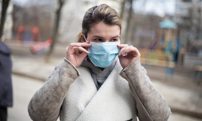 How CBD Topicals Can Complement Your Mask Wearing
