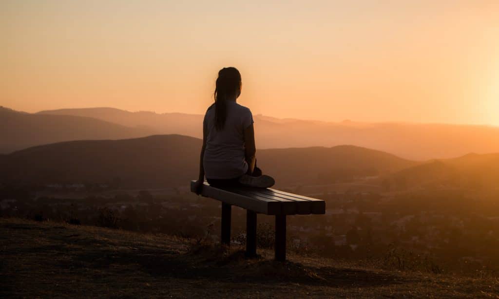 Some Experts Say That Mindfulness & Meditation Can Worsen Anxiety