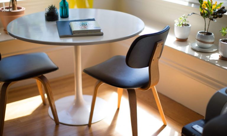 4 Tips To Help You Declutter Your Space