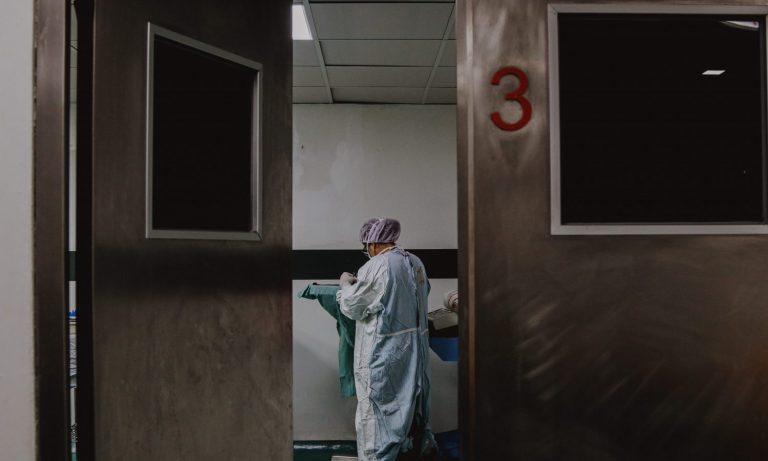 This Is When You’re Most Infectious With COVID-19
