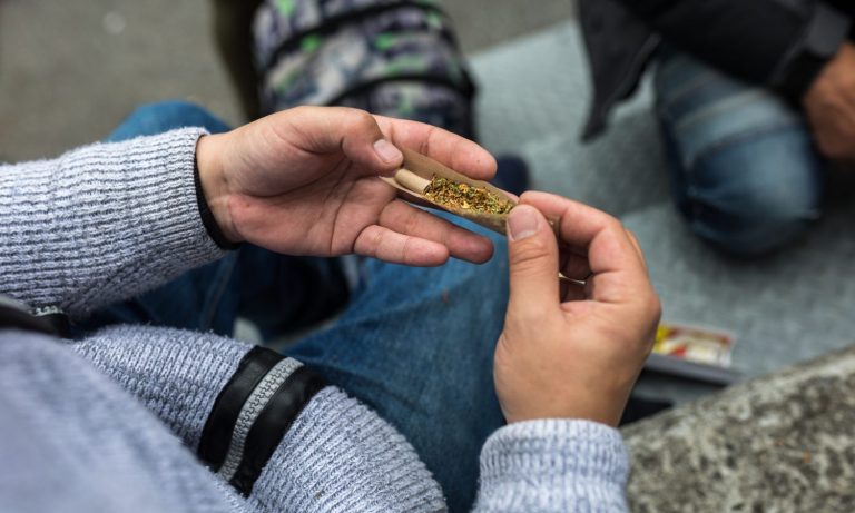 DC Police Chief’s Bizarre Claims About Marijuana And Violence As Libertarian Billionaire Shows The Way 