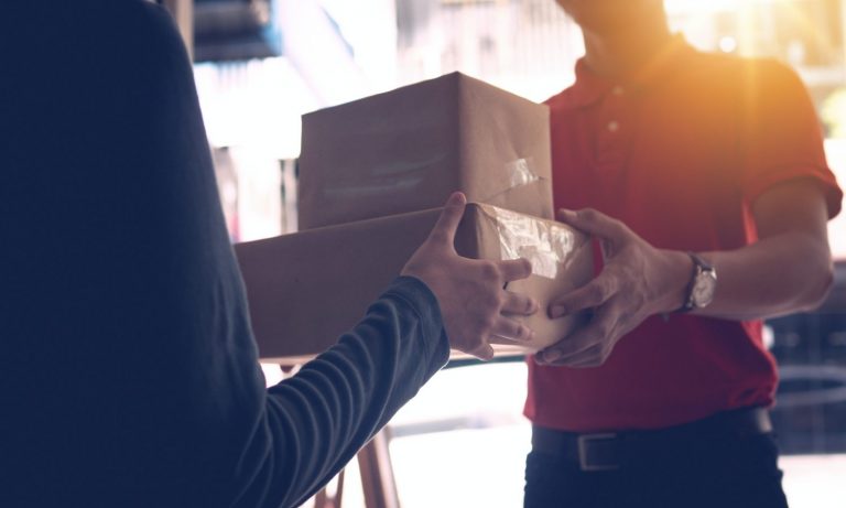 What’s The Real Reason Why The USPS Won’t Ship Vaping Products?
