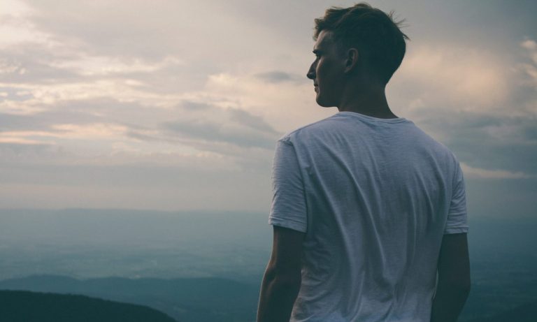 Men Who Wear This Are More Likely To Cheat