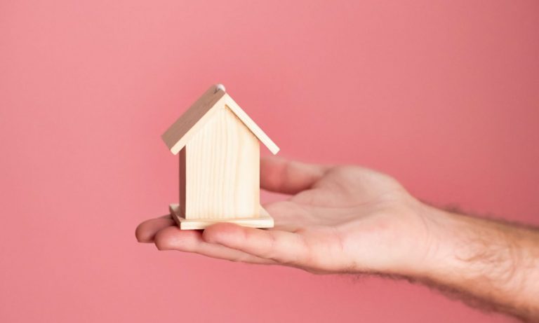 Study Now Finds Marijuana Legalization Decreases Property Value