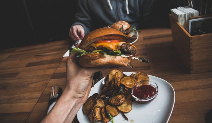 How Not To Blow Your Diet When The Munchies Hit How Not To Blow Your Diet When The Munchies Hit