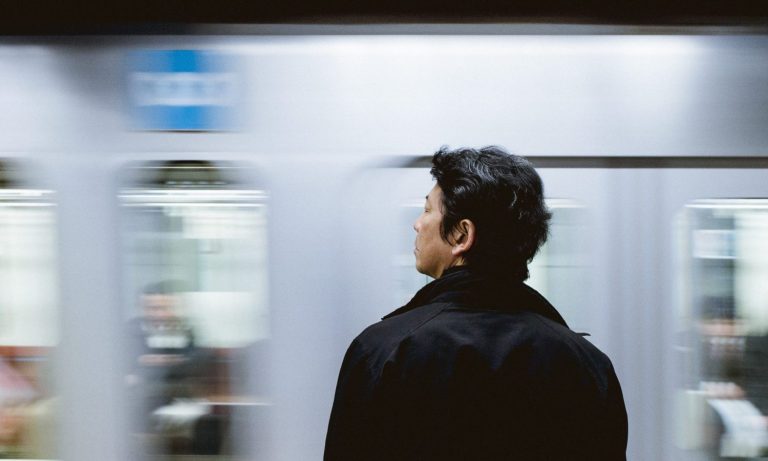 5 Tricks To Help You Get Ready Faster In The Mornings