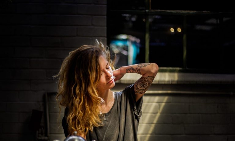 3 Weird Symptoms That Suggest You Have Anxiety