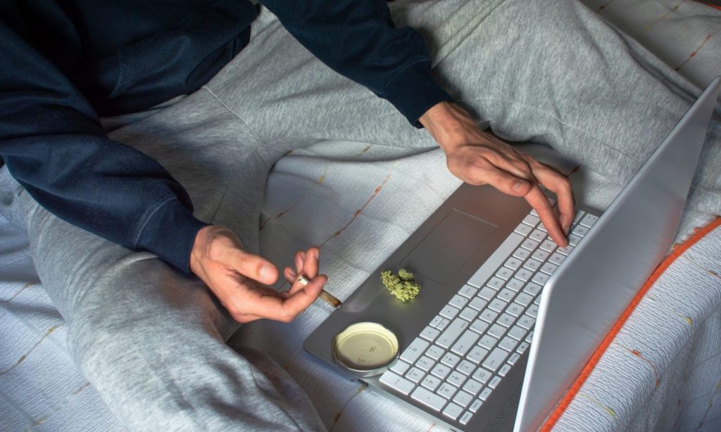 marijuana laptop