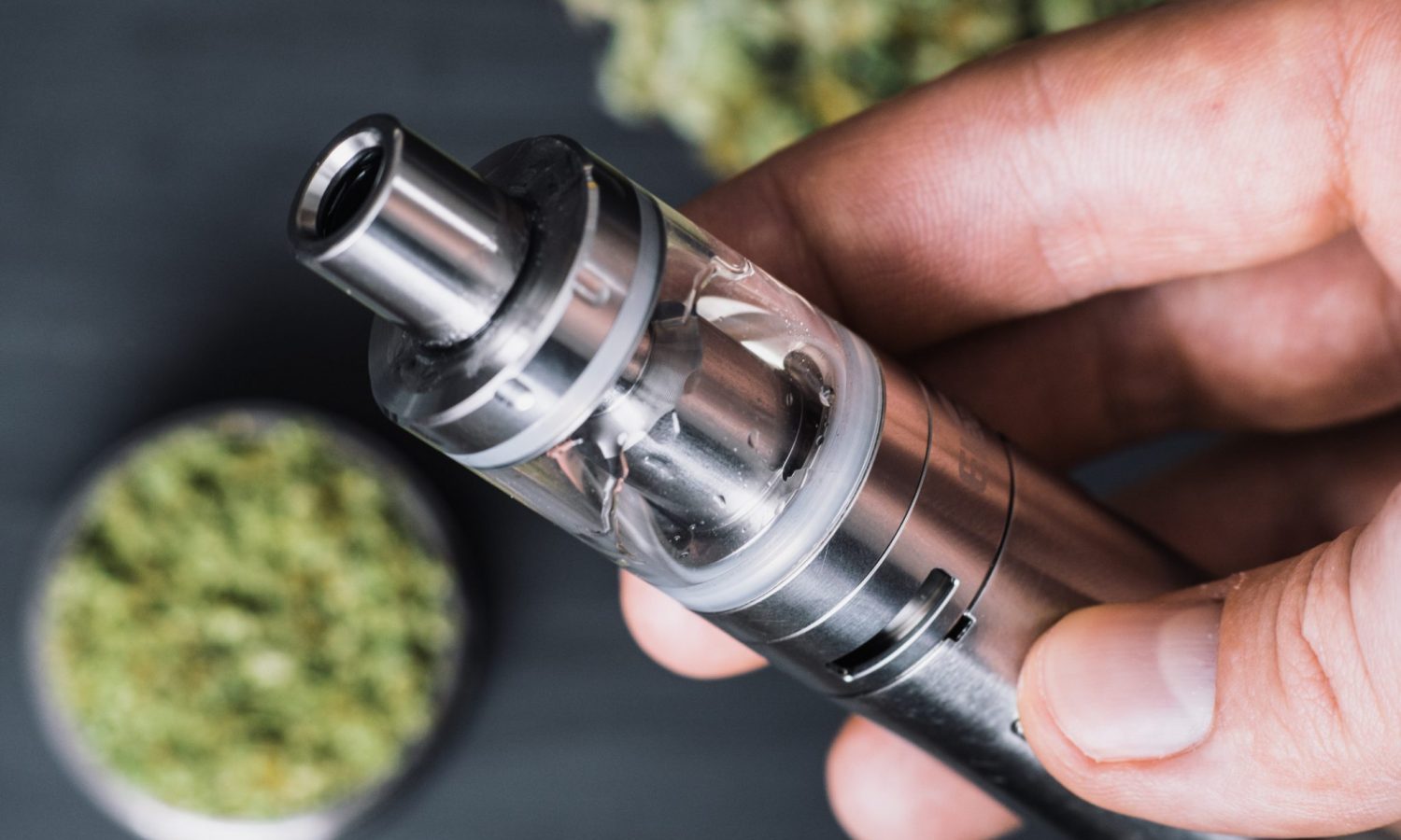 3 Differences Between Vaping And Smoking Marijuana