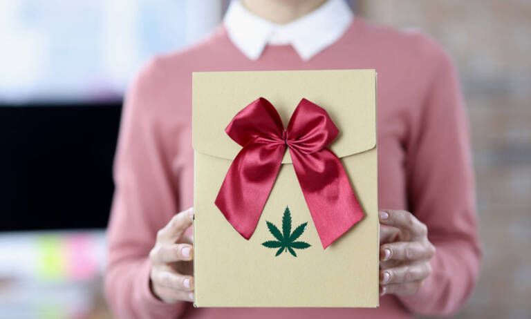 5 Essential Gifts For The Weed Lover In Your Life