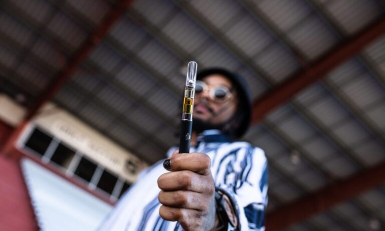 7 Pros And Cons Of Vape Pens