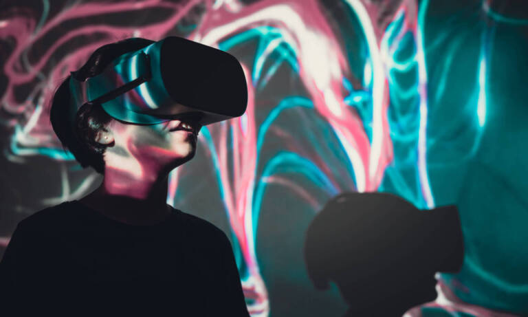Real Marijuana And Virtual Reality – Do They Mix?