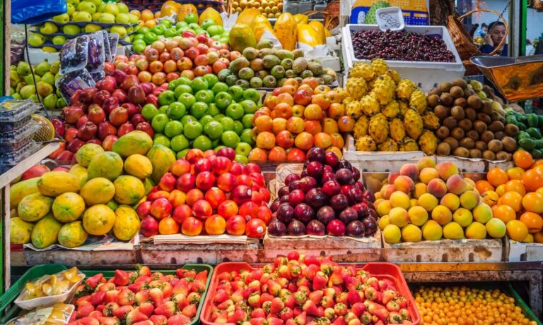 Eating This Fruit Can Protect Your Vision, Finds Study