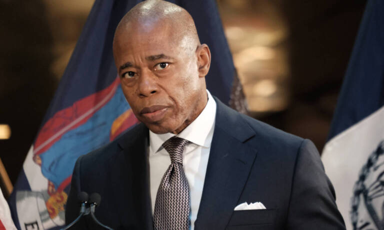 Unlicensed Shops in NYC Are Doing Better Than The Naked Cowboy