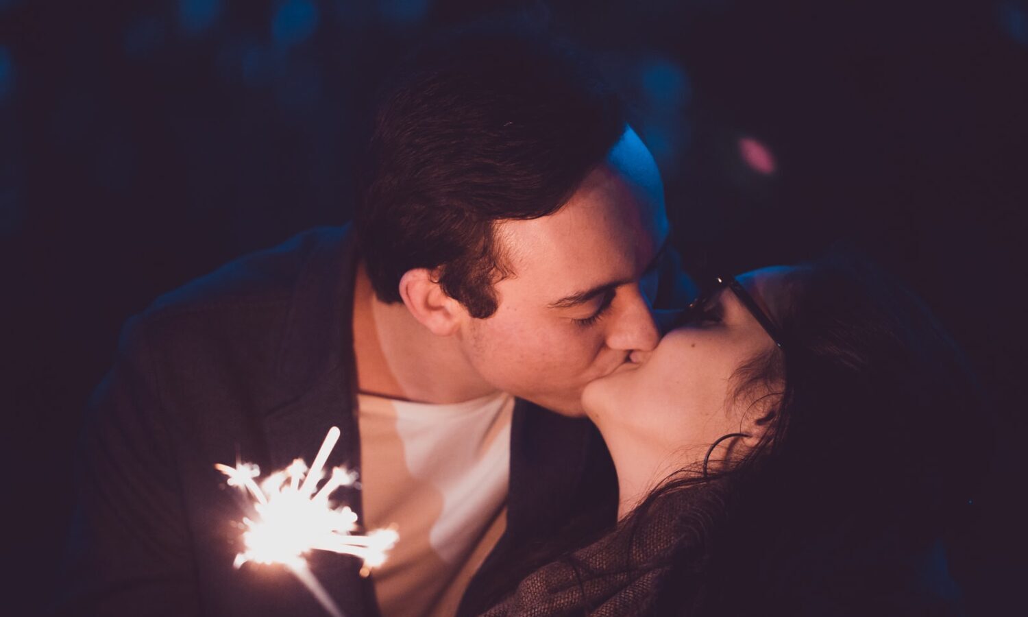 Study Links Modern Herpes Variants To Kissing During This Era