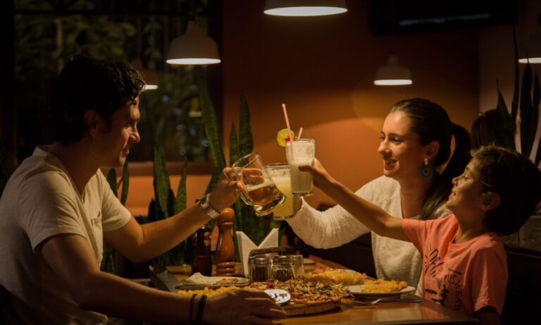 Eating Dinner At This Time Is Best For Weight Loss, Finds New Study