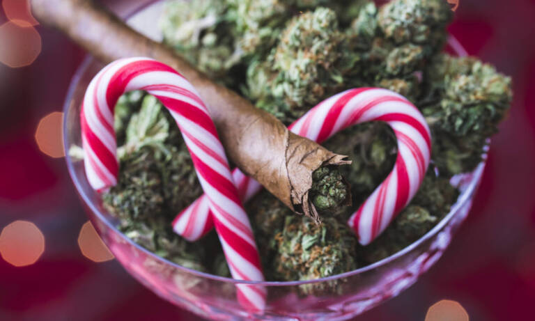 How To Be Discreet With Your Weed When Home For The Holidays