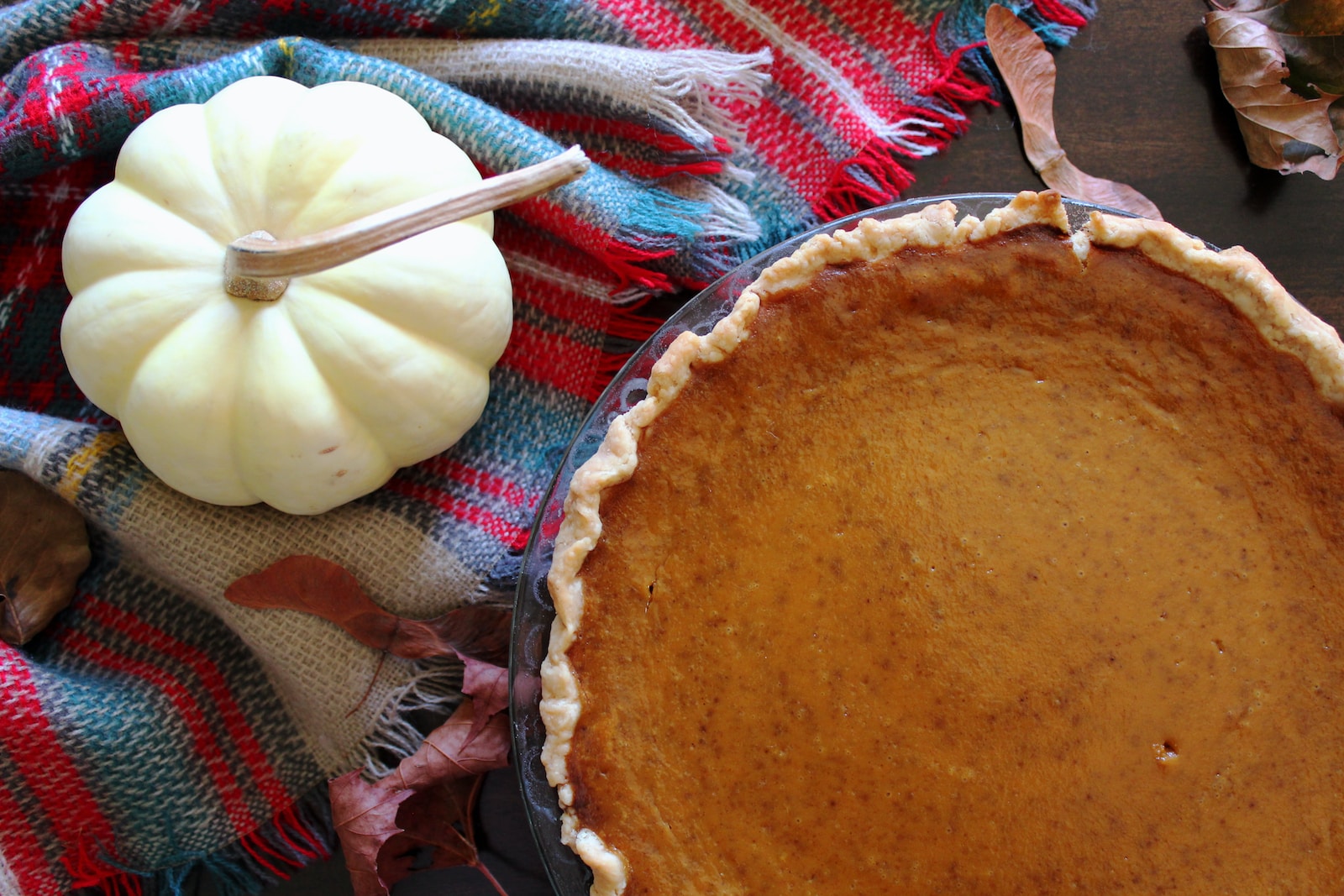 The Best Whiskey And Pie Pairings For Thanksgiving
