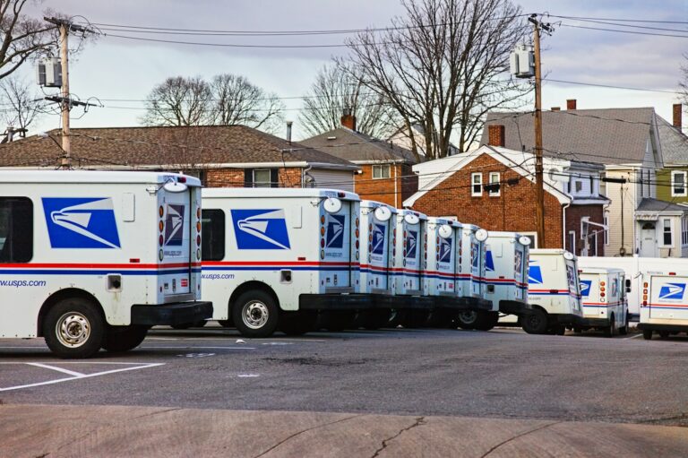 USPS Delays Ban On Mailing Vape Products