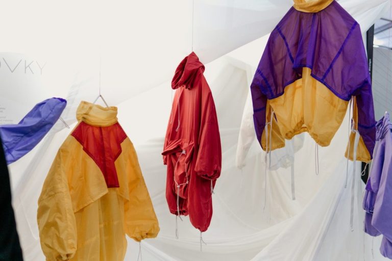 Guess What Is Threading Its Way Back To Being Popular