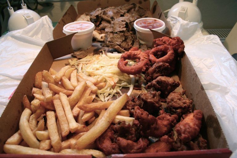 The Science Behind Cannabis Munchies And What People Actually Eat